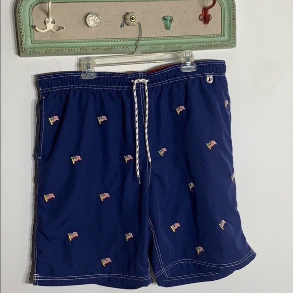 Land’s End USA Embroidered flag navy swim trunks - Picture 5 of 6